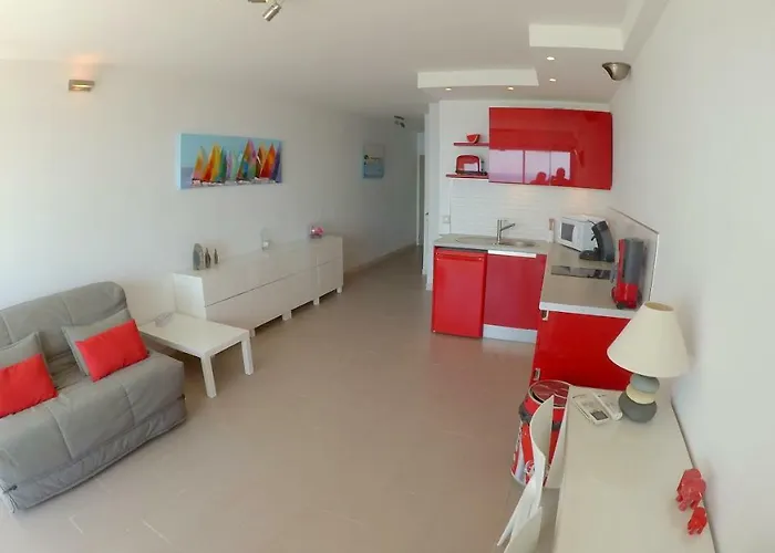 Front De T2 Les Flots Direct *