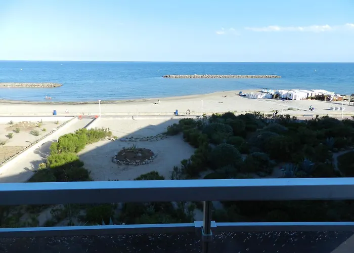 Front De T2 Les Flots Direct Apartmán *